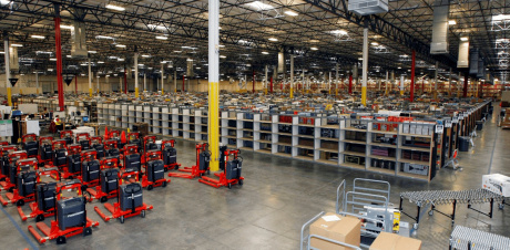 Штучний інтелект у складській логістиці та його застосування