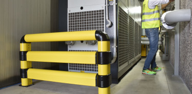 Відбійники та захисти стійок: як зменшити аварійність на складі