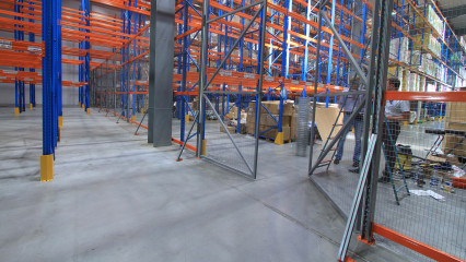 Сітчасті огорожі – відмінний спосіб розмежувати складські площі фото №6 Сітчасті огорожі – відмінний спосіб розмежувати складські площі
                          фото