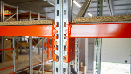 Як збільшити обсяг товару, що зберігається, без витрат на оренду нових складських площ
                          замовити
                      