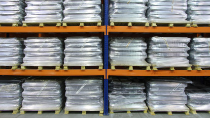 Паллетные стеллажи для крупногабаритных и тяжелых грузов
                          фото
                      