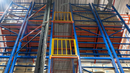 Монтаж гідравлічного підйомника для архівного приміщення фото №3 Монтаж гідравлічного підйомника для архівного приміщення
                          замовити