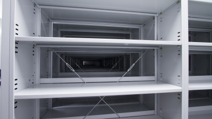 Мобильные стеллажи – оптимальное использование вашей площади
                          в интернет-магазине
                      