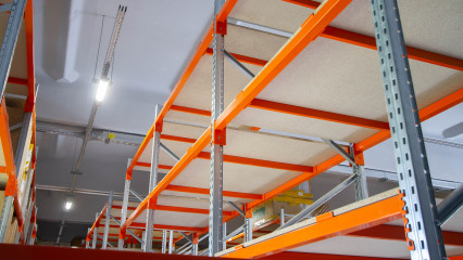 Як збільшити обсяг товару, що зберігається, без витрат на оренду нових складських площ
                          в Україні
                      