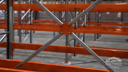 Установка висотних палетних стелажів (висота — 10,5 м) фото №6 Установка висотних палетних стелажів (висота — 10,5 м)
                          фото