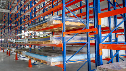 Хранение тяжелогруженных паллет нестандартного размера
                          заказать
                      