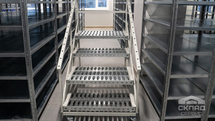 Поличні стелажі «Смарт» на болтах
                          купити
                      