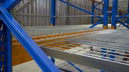 Нестандартные паллетно-полочные стеллажи
                          SSK
                      