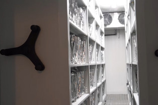 Skald Service: мобильный полочный стеллаж