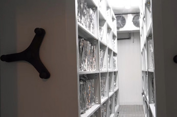 Skald Service: мобильный полочный стеллаж