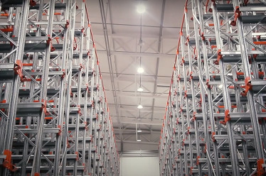 В'їзні стелажі - збільшуємо корисну площу складу до 80%