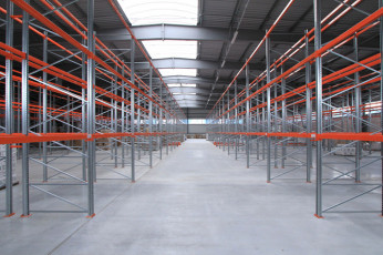 Палетні стелажі – просто і ефективно