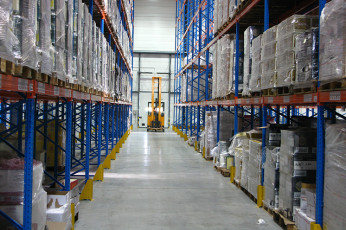 Палетні стелажі: фото і відеоогляд