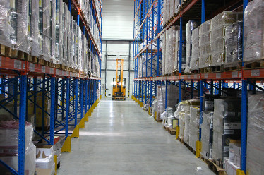 Палетні стелажі: фото і відеоогляд