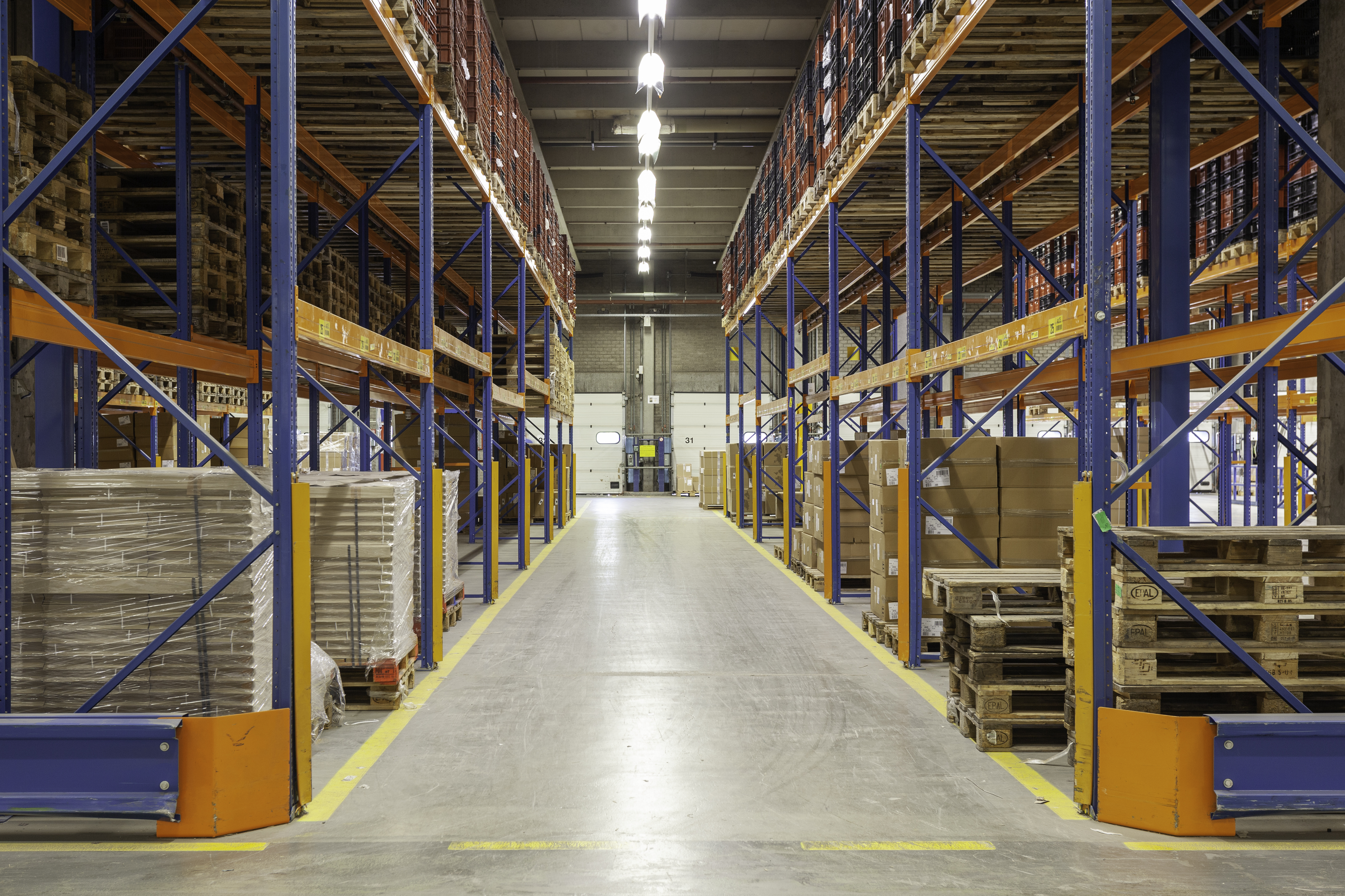 view-inside-new-warehouse-mezzanine-floor-looking-into-hall.jpg (15.62 MB)